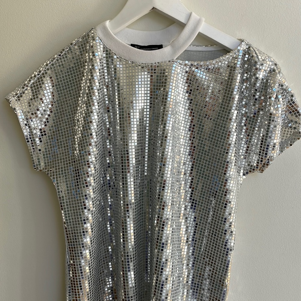NEW INC Silver Metallic Barbie Party T-Shirt Size XS.